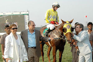 indiarace-Red Romeo (M Fenton Up), winner of The Chief Minister's Gold Cup